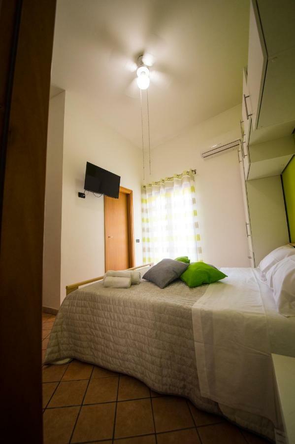 'A Cumerdia - Casa Vacanze Castellammare del Golfo Bagian luar foto